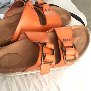 *New* Sandals with tag size 8